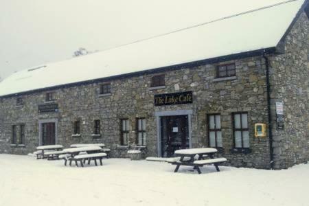 Lough Derg House & The Lake Cafe Nenagh Exterior foto